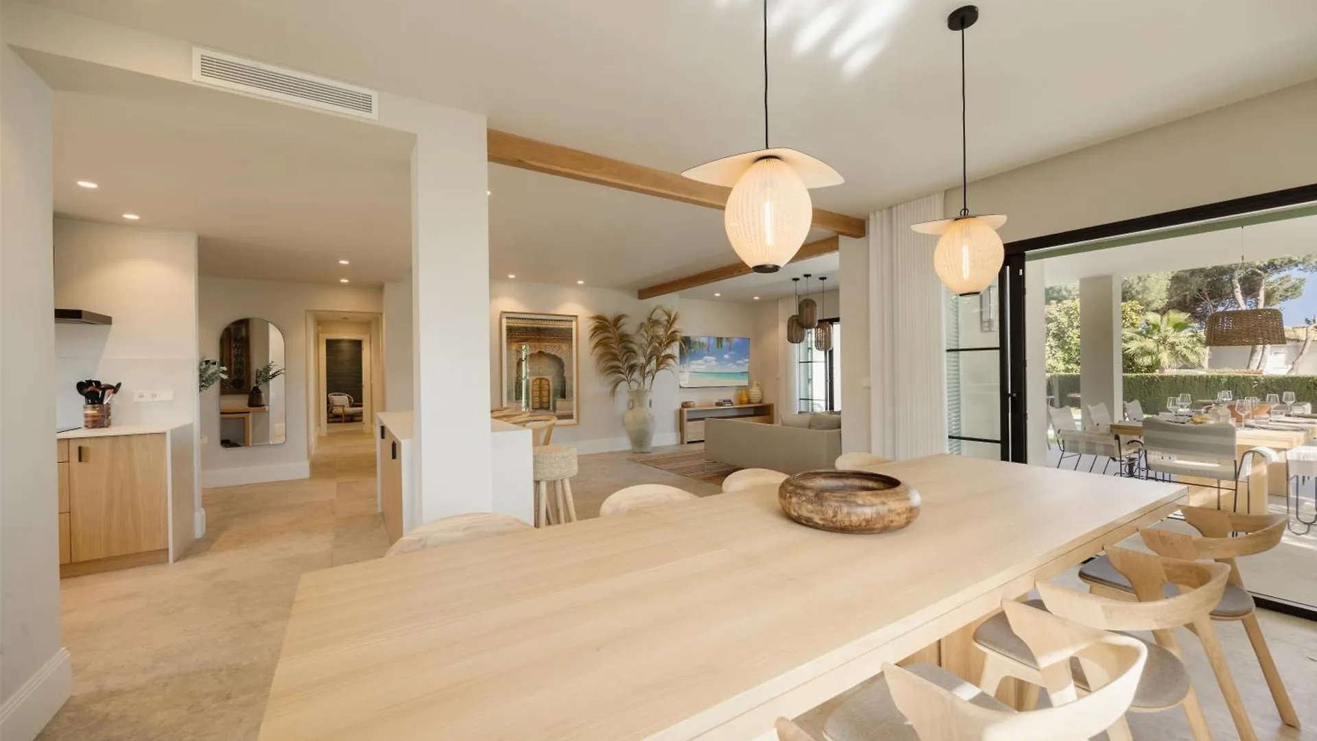 Villa Mediterranean Villa, On One Floor, With Private Heated Pool, Large Garden And Terrace And Close To The Sea, In La Cala De Mijas Spain